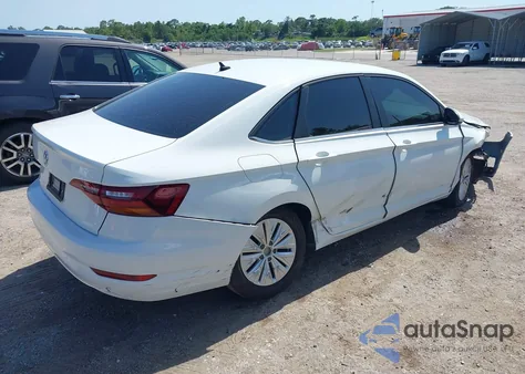 2019 Volkswagen Jetta 1.4T R-Line/1.4T S/1.4T Se from USA, damaged, VIN 3VWC57BU3KM273289